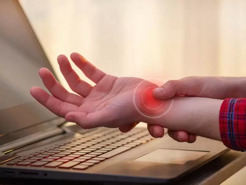 karpal-tunel-sendromunun-sebepleri-nelerdir